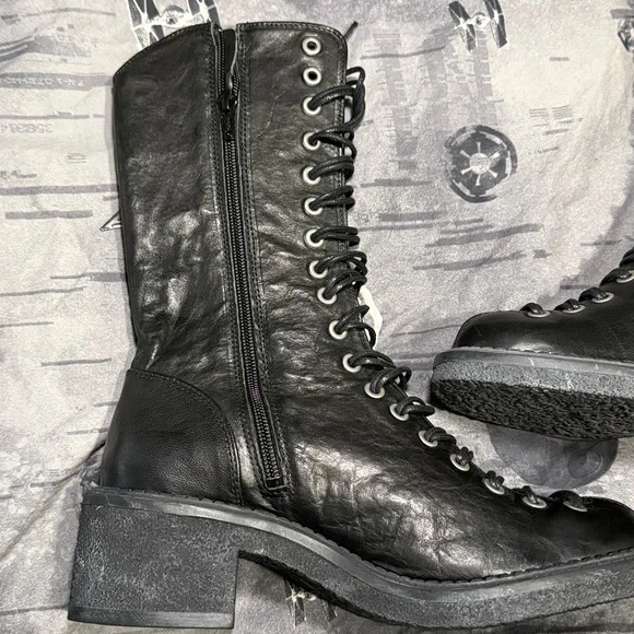 JOHN FLUVOG SLACKER VAGABOND LACE UP CORSET TOE MID CALF BOOTS SZ 8 LIKE NEW - Picture 13 of 16